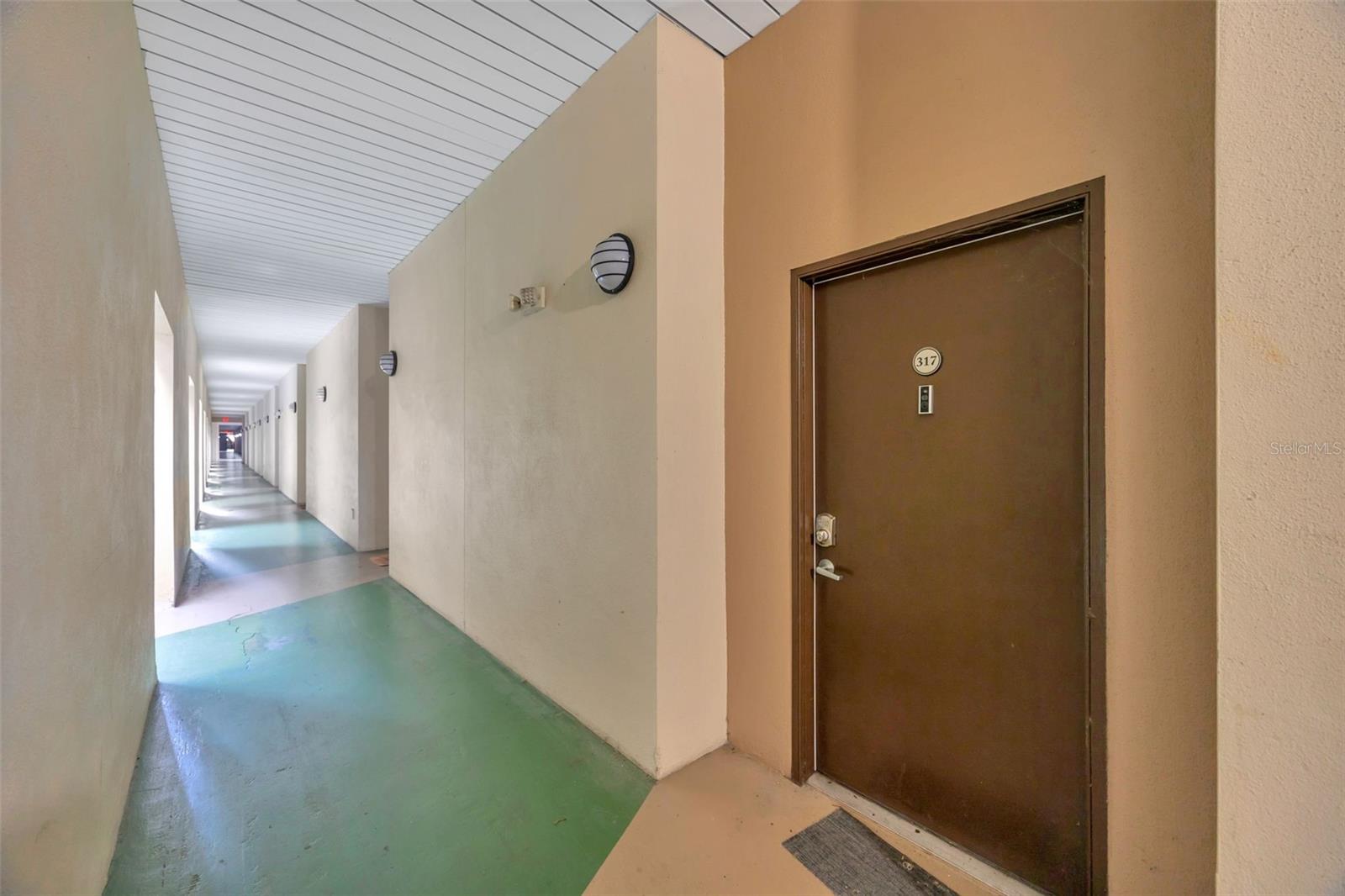 2320 W Azeele Street 317