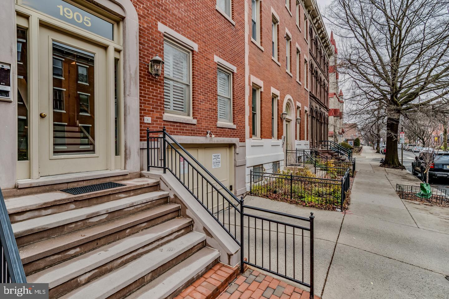 1903 Green Street C3