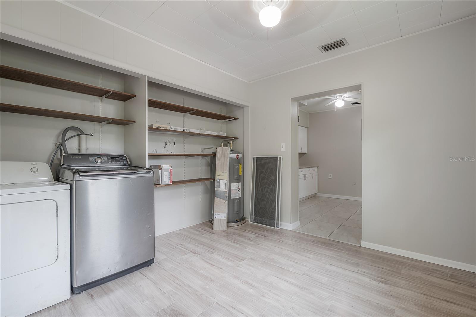 10411 N Woodmere Road