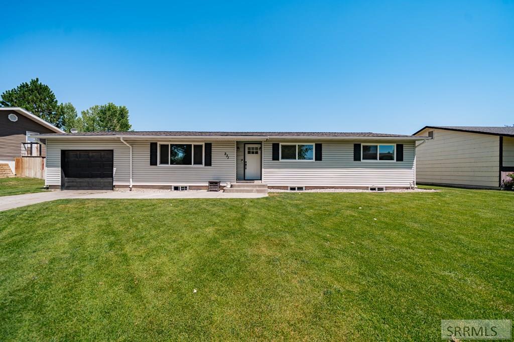 231 Meadowlark Drive