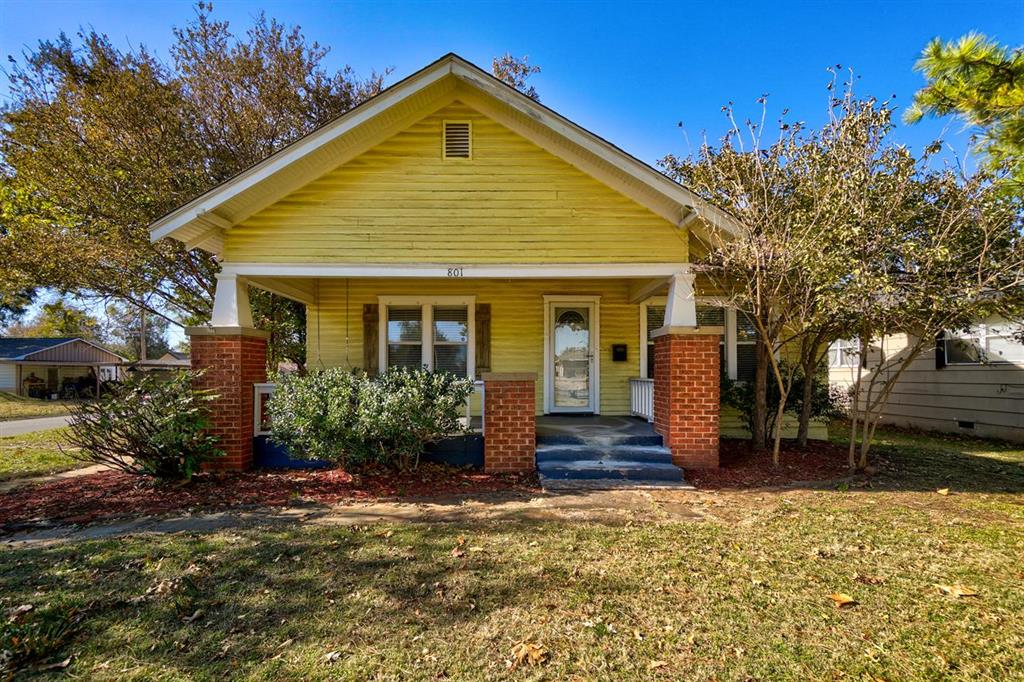 Don't miss this Charming must see home near the UCO campus! This house has been re-modeled beautifully.  It has 3 bedrooms, one bath and is move in ready.  This home features stunning hard wood floors throughout,  a spacious living room, updated kitchen with large laundry room.  It has been repainted and includes tall base boards, unique light fixtures, and a front porch with a swing! The back yard has an open deck, storage shed, and detached 1 car garage.  This one will not last long! See this home in person and really experience the charm and character throughout.  Every All County Heartland Property Management residents are enrolled in the Resident Benefits Package (RBP) for an additional monthly fee which includes liability insurance, HVAC air filter delivery, on-demand pest control, and much more! More details upon application.No Smoking!Dogs allowed after approval and additional fees.