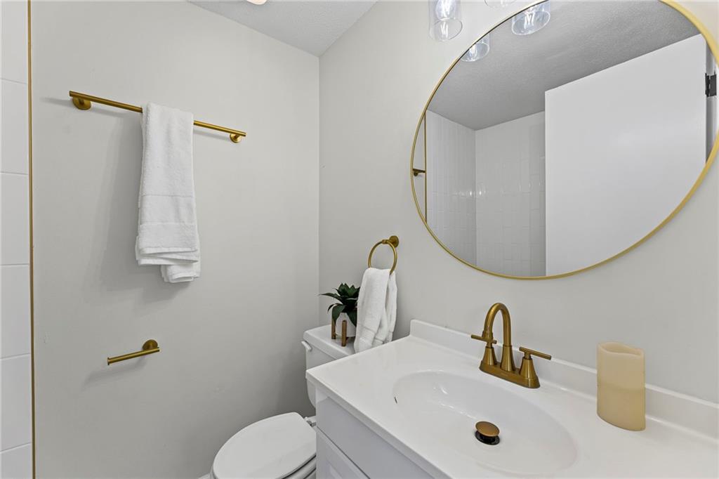 11515 N Charlotte Street