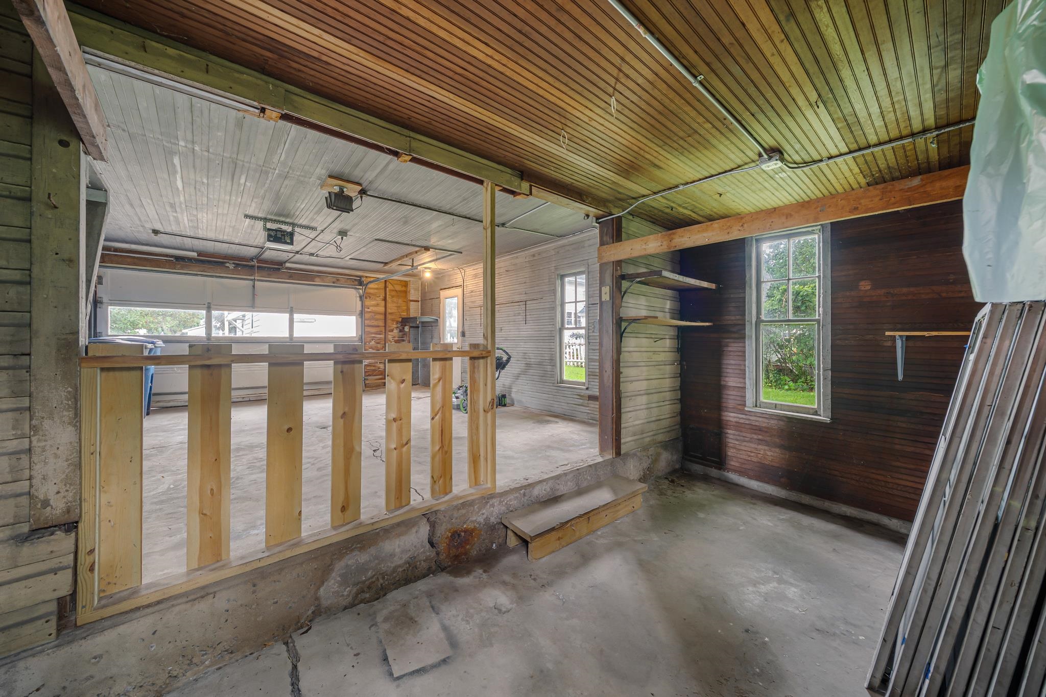 739 Monroe Street