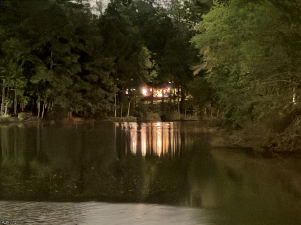 4904 Whitehaven Circle