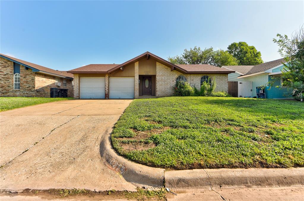 Located right in the heart of Moore just off Santa Fe, this charming 3-bedroom, 1.5-bath gem that perfectly blends comfort, function, and style. From the moment you step inside, you’ll love the inviting living room with vaulted ceilings and rich engineered hardwood floors—creating a warm and open feel that’s perfect for cozy nights in or hosting friends and family.

The open-concept layout flows seamlessly into the kitchen and eat-in dining area, so you’re always part of the conversation—whether you're sipping morning coffee, helping with homework at the table, or entertaining guests. The kitchen offers a functional layout with great natural light and easy access to the backyard.

Speaking of the backyard—step outside and discover a spacious outdoor space ideal for kids, pets, or summer BBQs. There's even a storage shed to keep all your tools and toys organized and out of sight.

This home is a great match for first-time buyers, investors, or anyone looking for a great place to lay your head at night in a quiet neighborhood. With thoughtful updates and a layout designed for everyday living, all that’s missing is your personal touch.

Come take a look and imagine the possibilities.