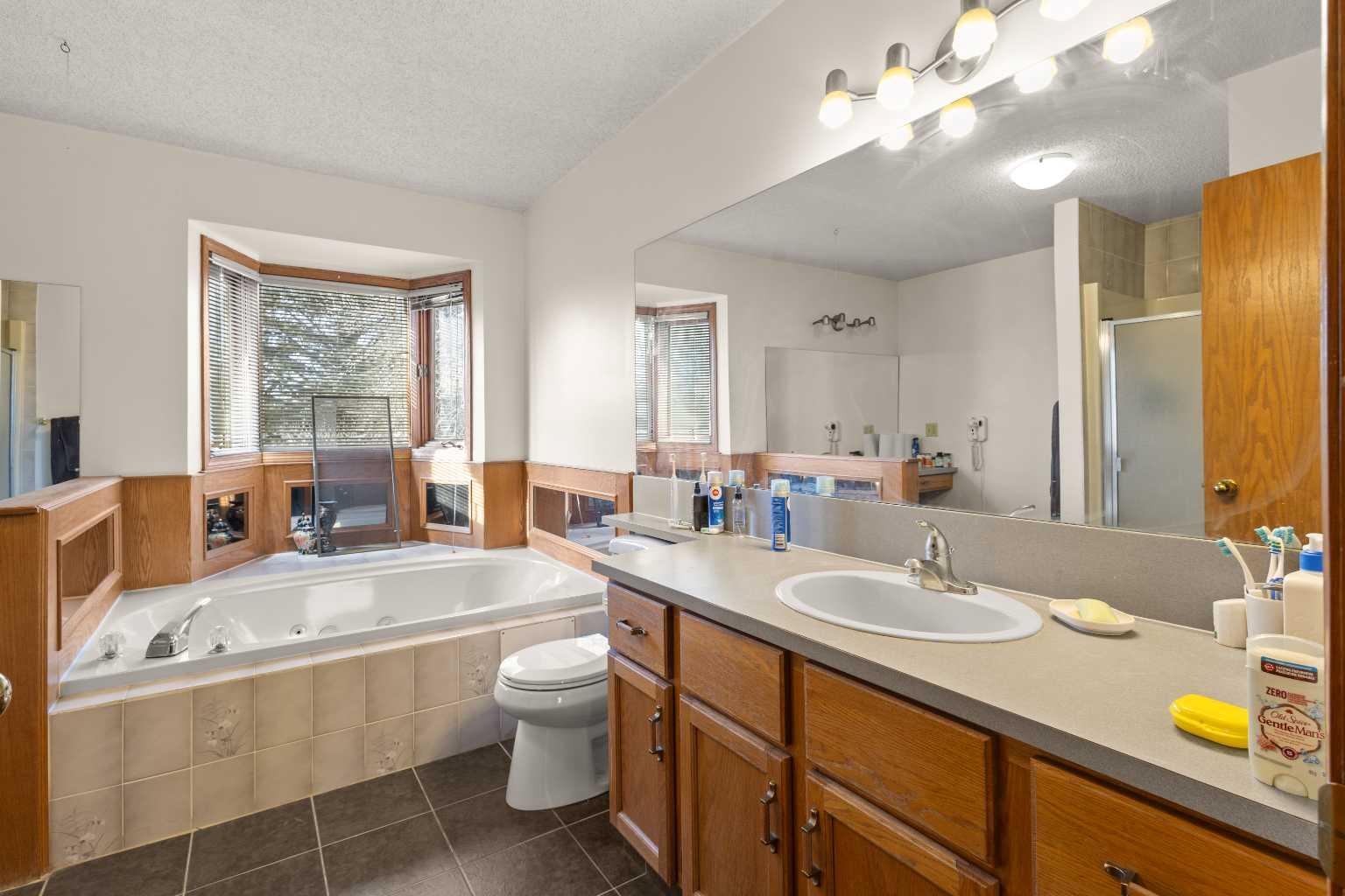 132 Scenic Cove Circle NW