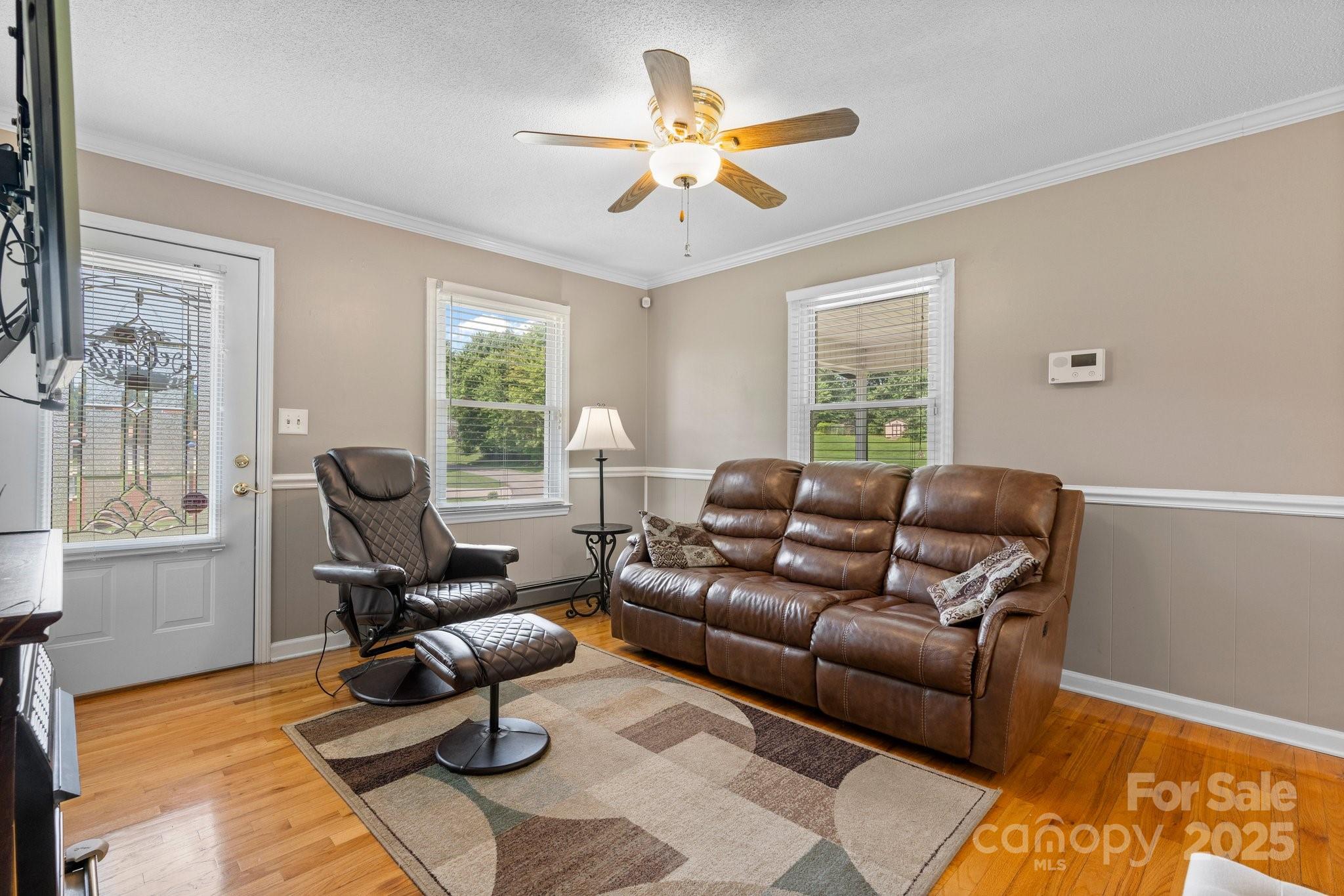 1040 Stagecoach Trail