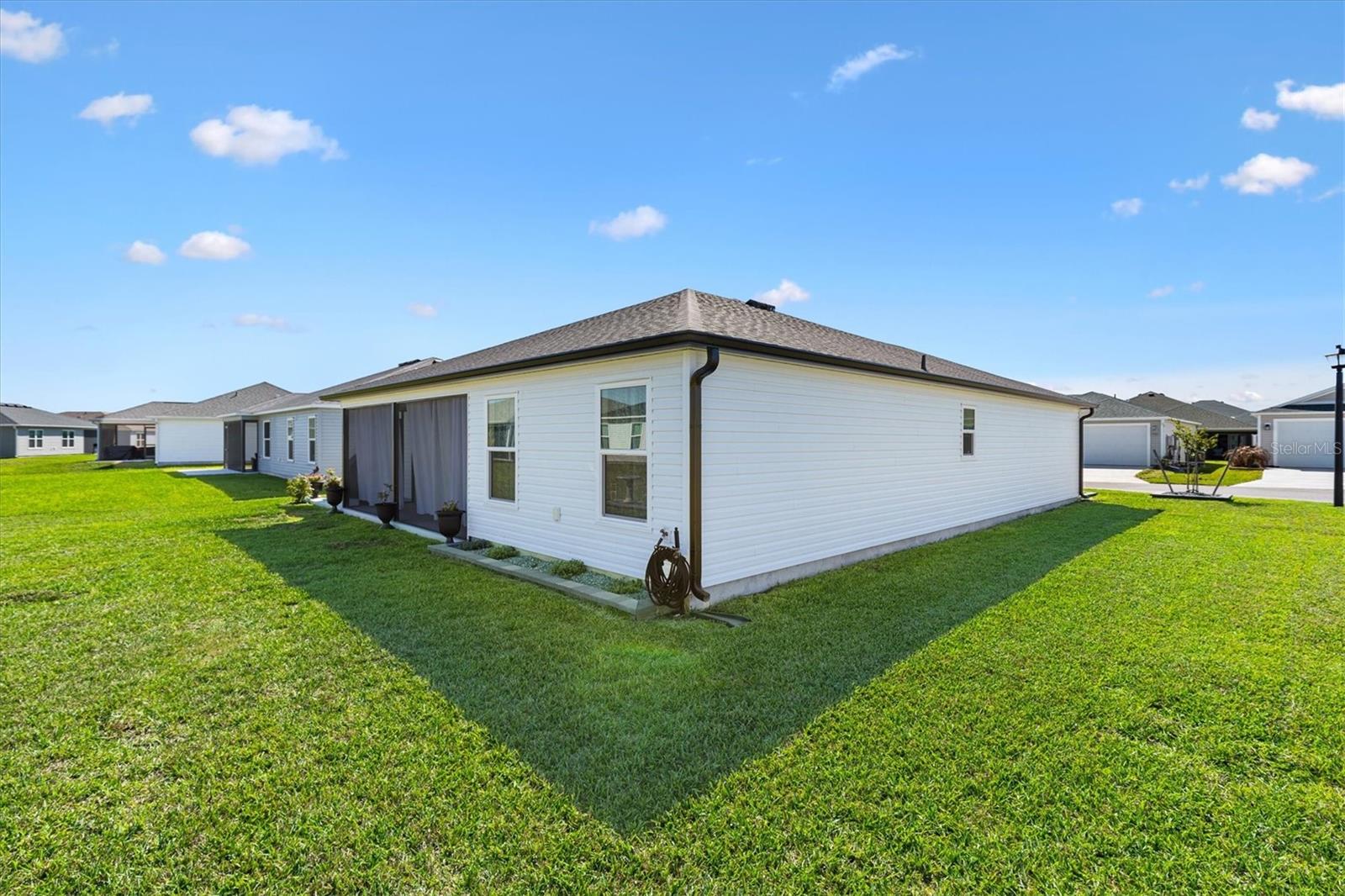 7427 Munday Lane