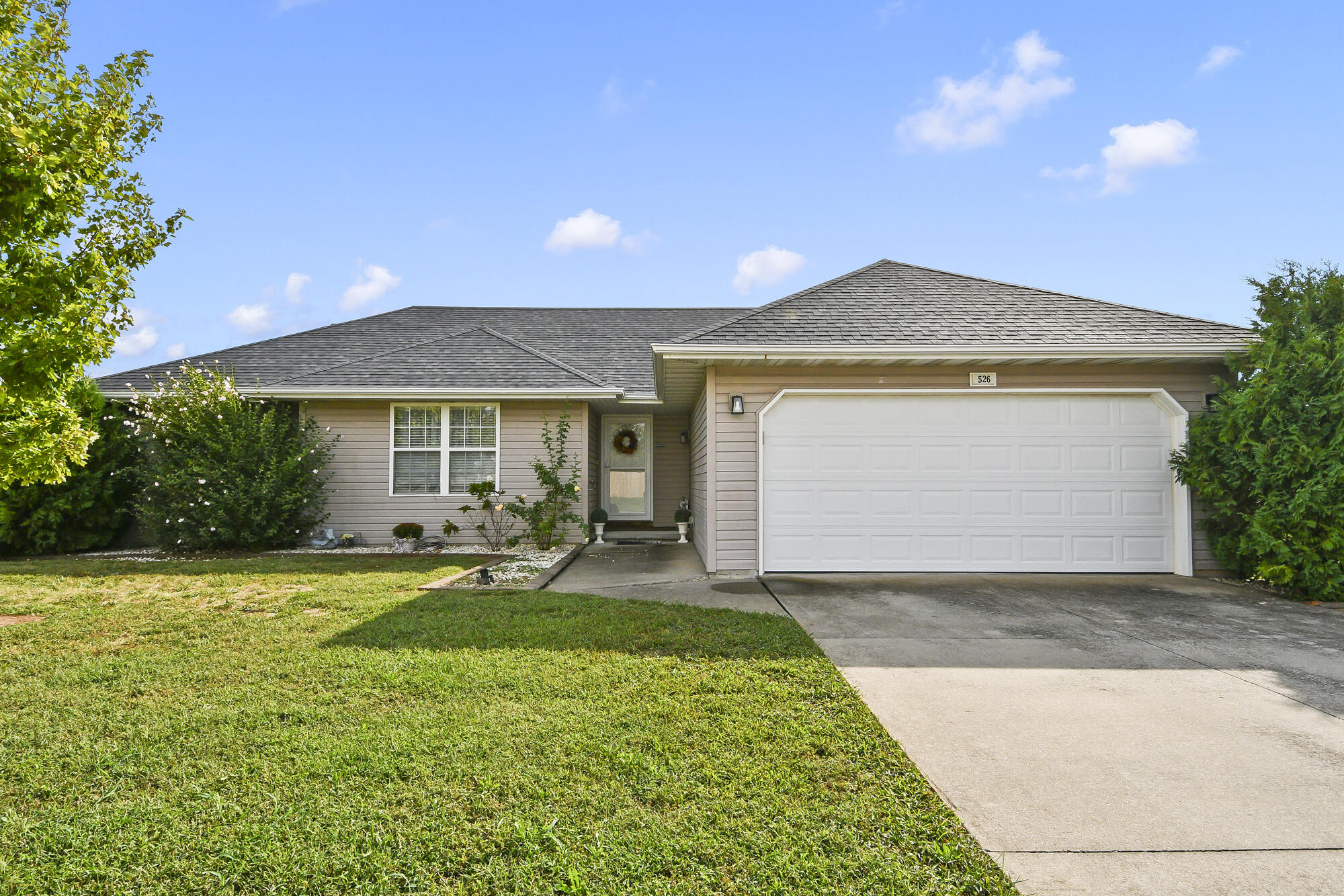 526 N Taylor Drive