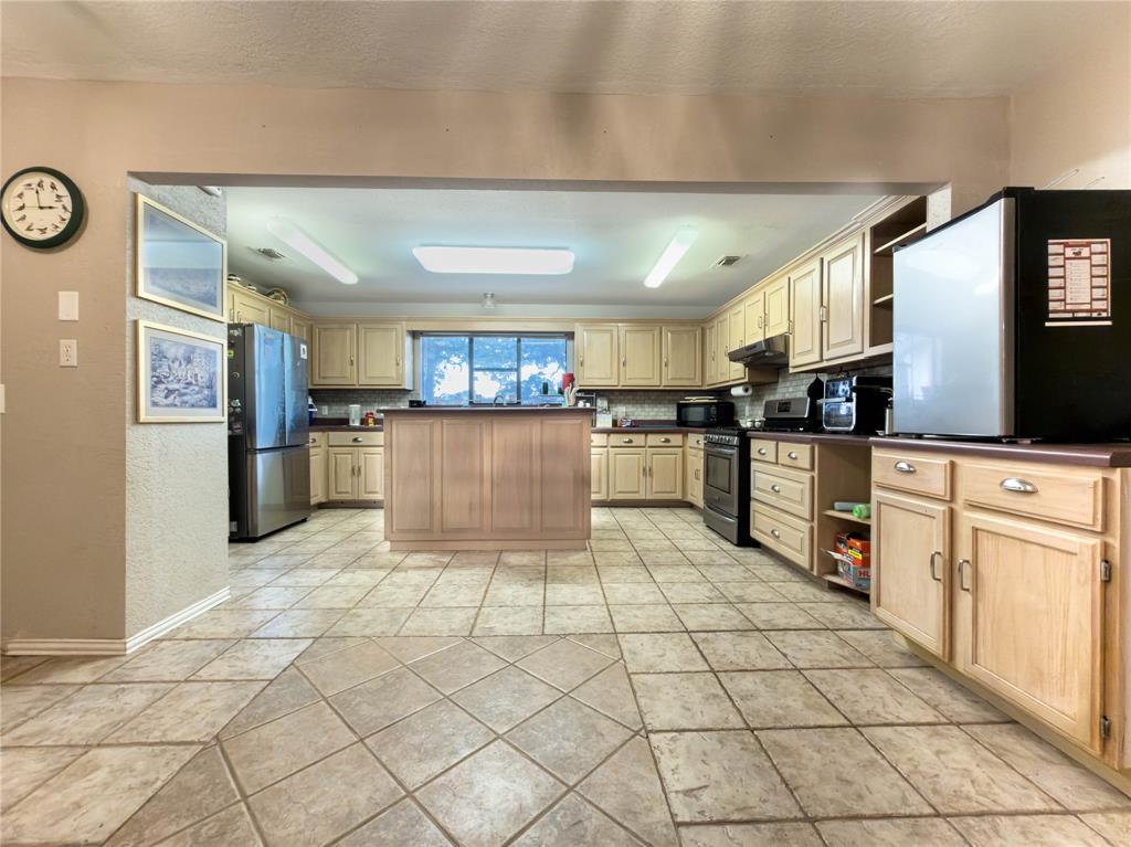 8295 Palo Pinto Highway