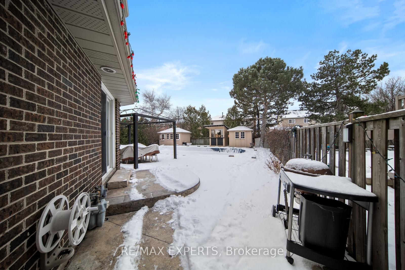 42 Montcalm Pl