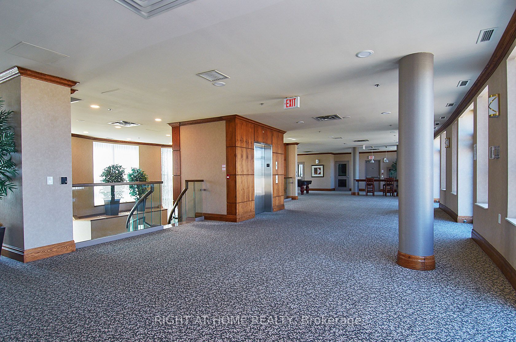 4850 Glen Erin Dr #911