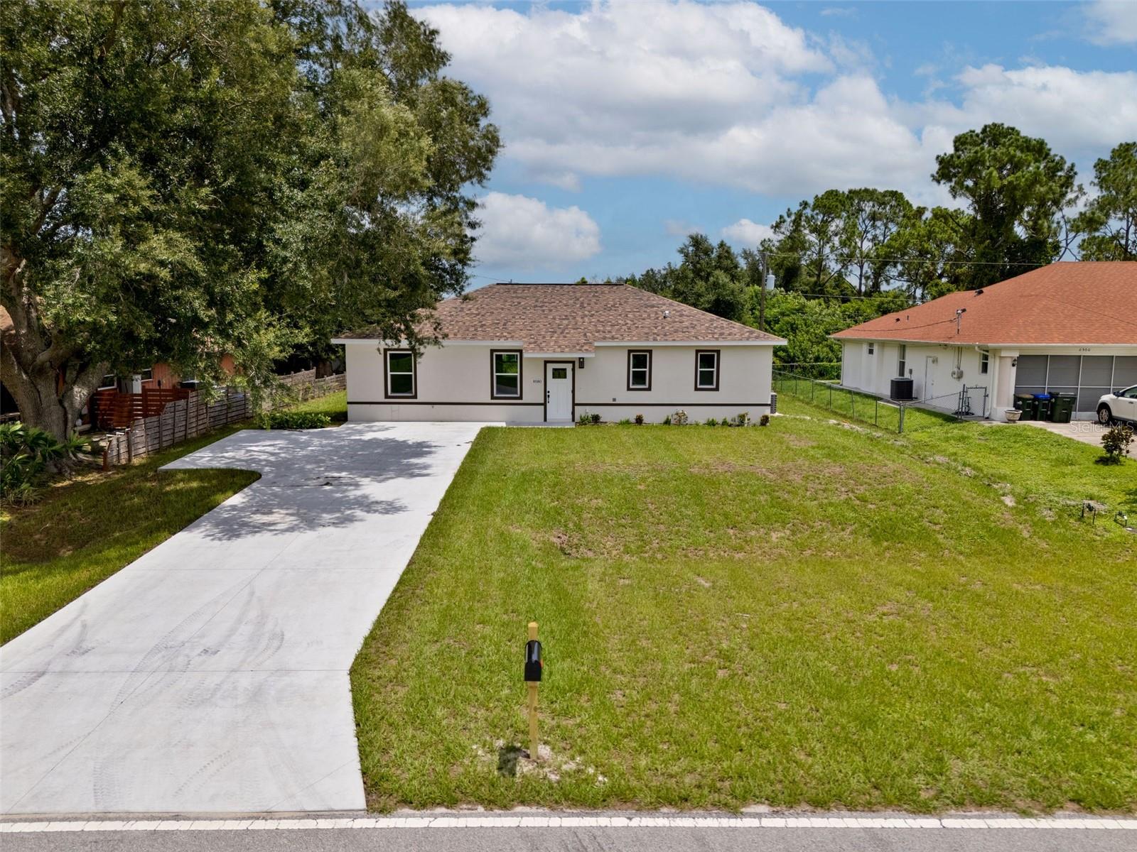 8580 W Price Boulevard