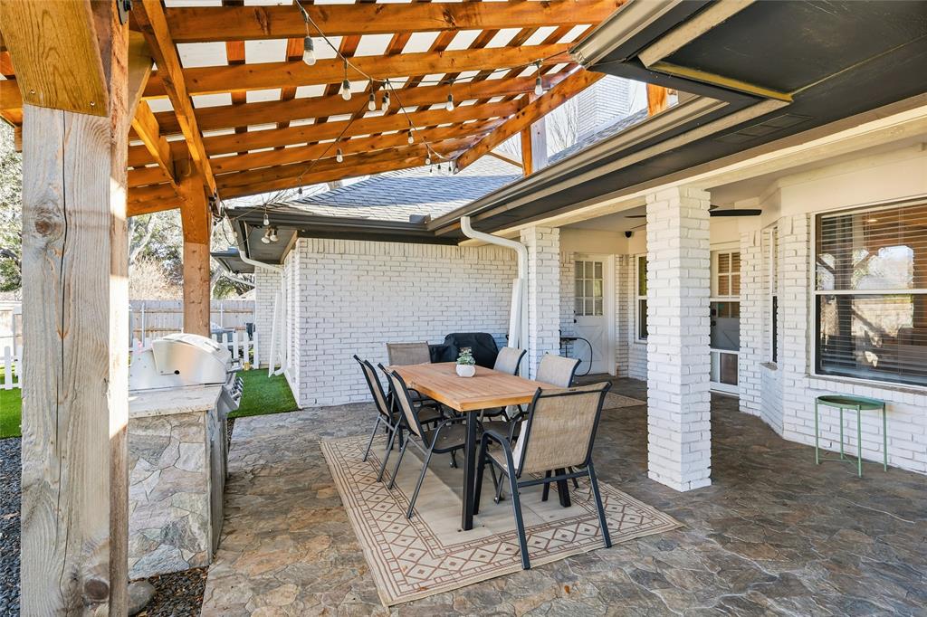 5008 Lake View Circle