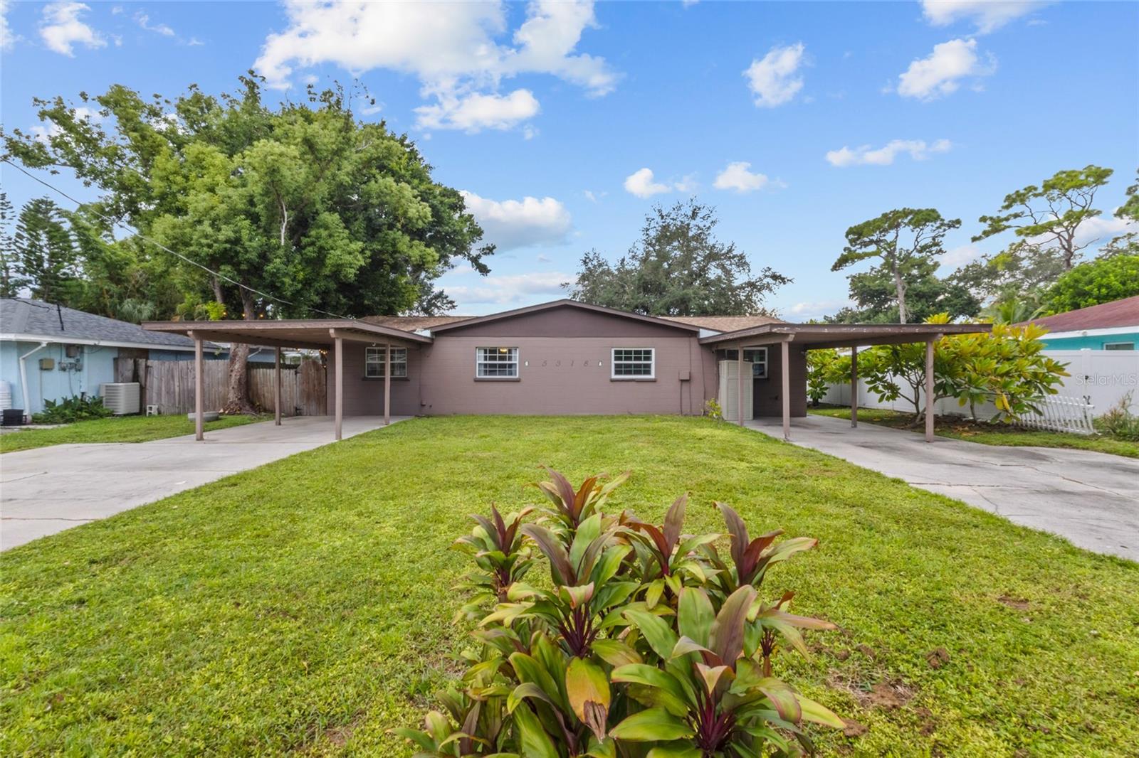 5318 17th Street W