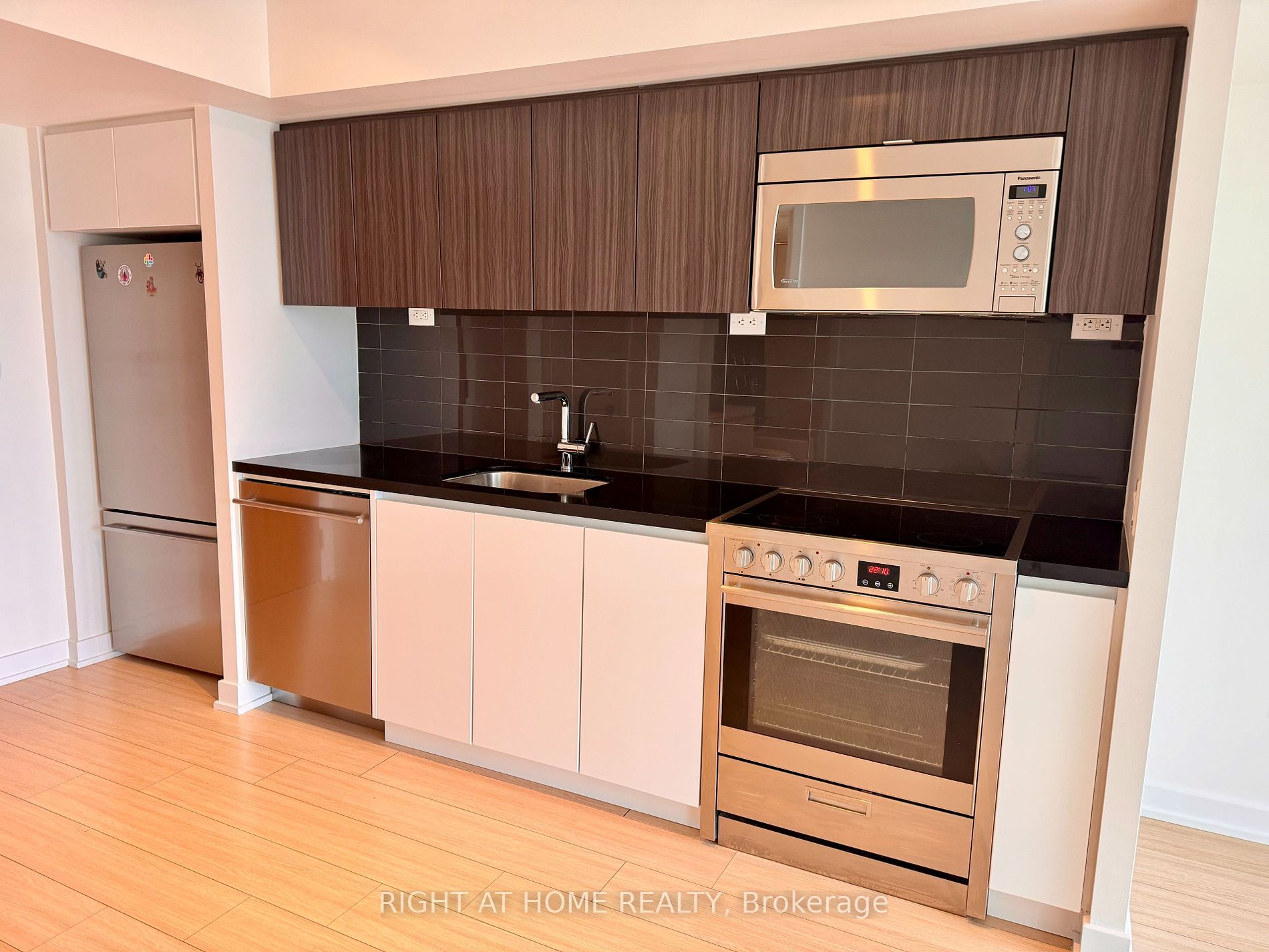 85 N Queens Wharf Rd 1209