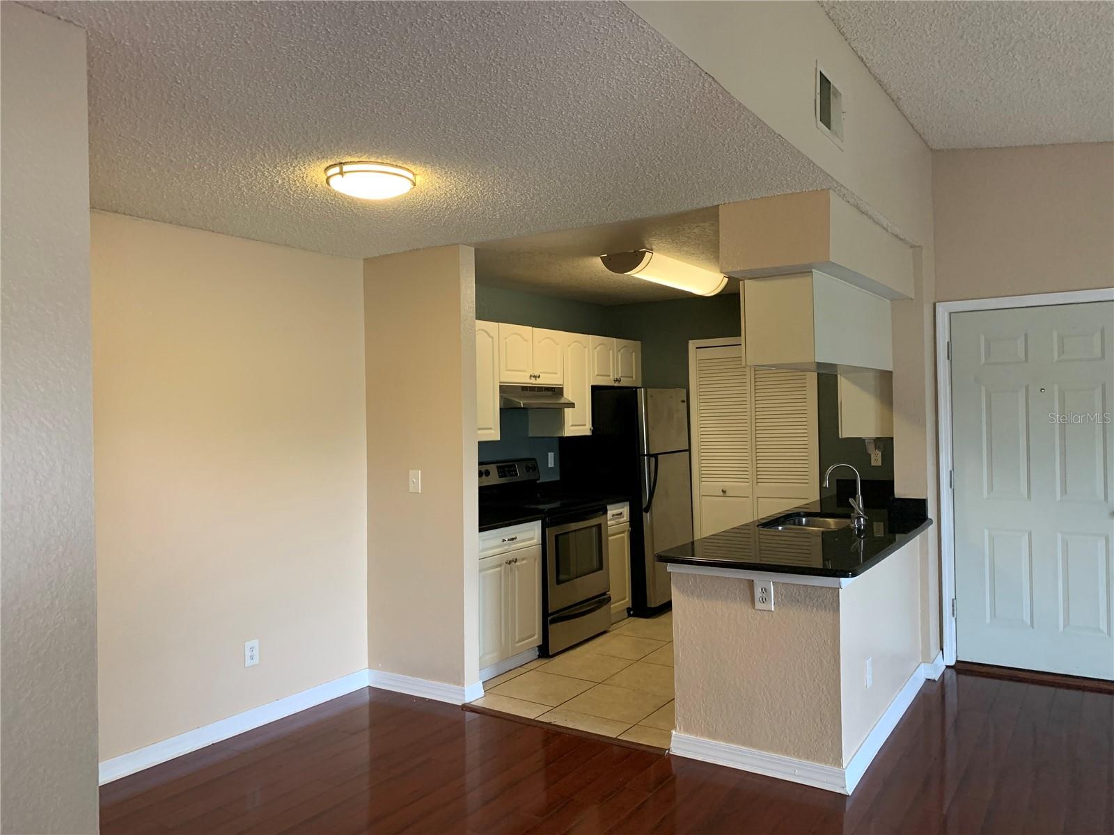 2550 N Alafaya Trail 3305