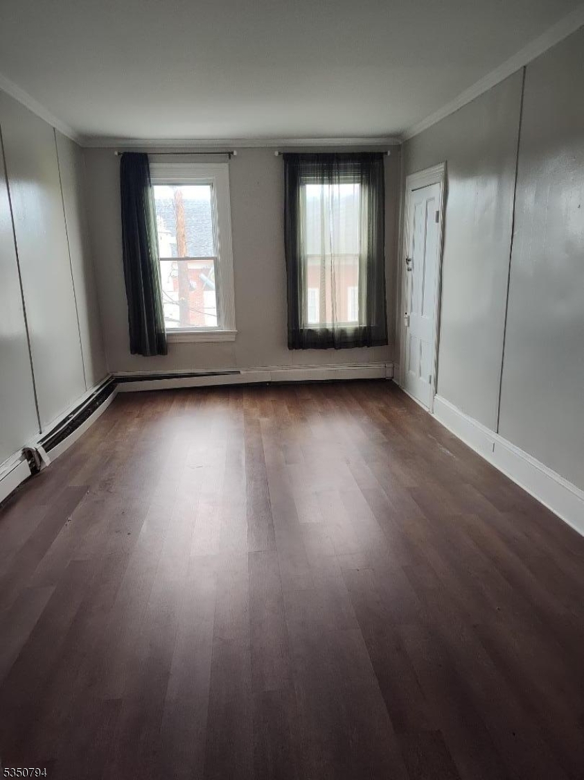 304 Front St 7