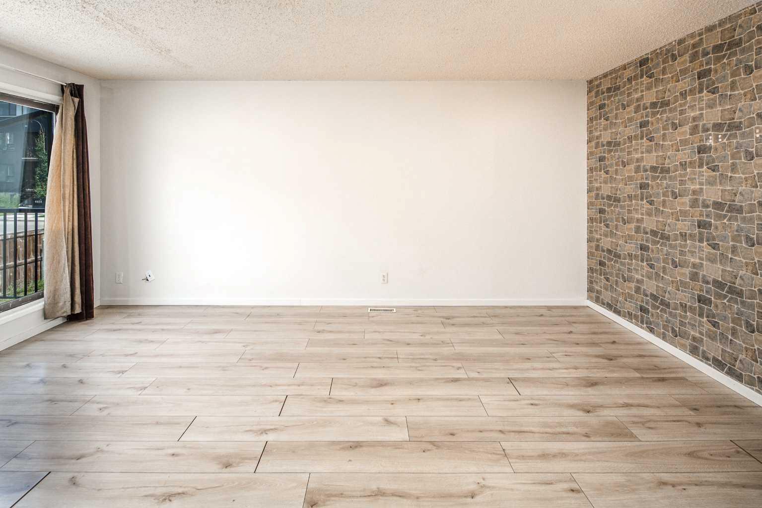 4523 73 Street NW 1-8