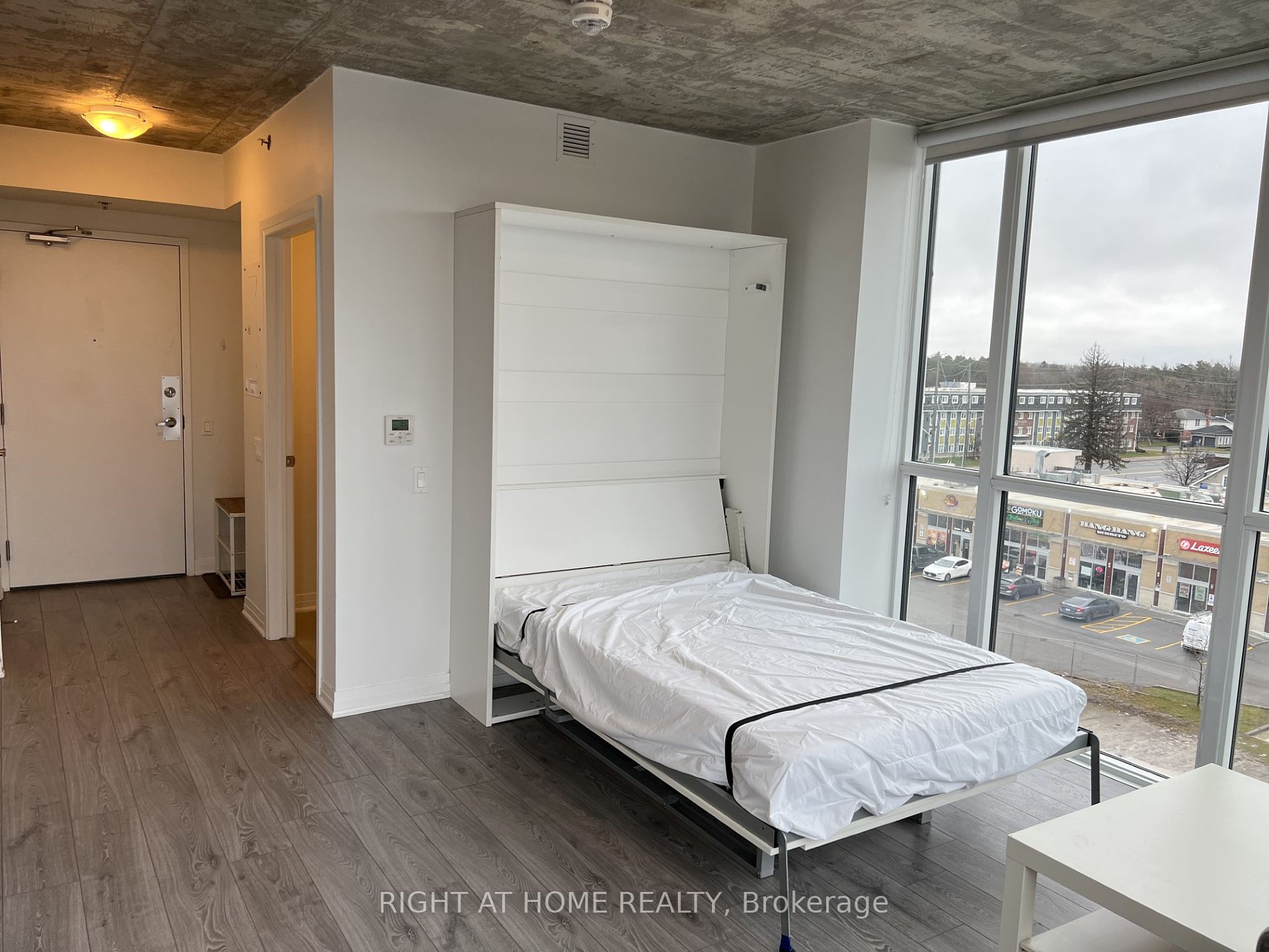 1900 N Simcoe St 508