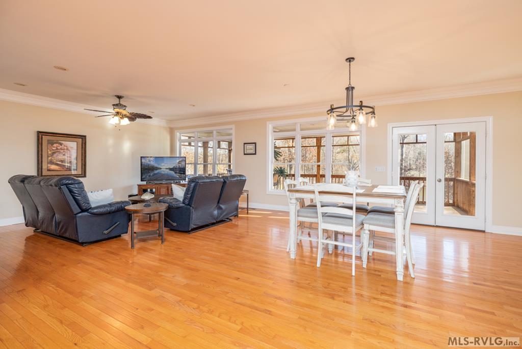 82 Portside Lane