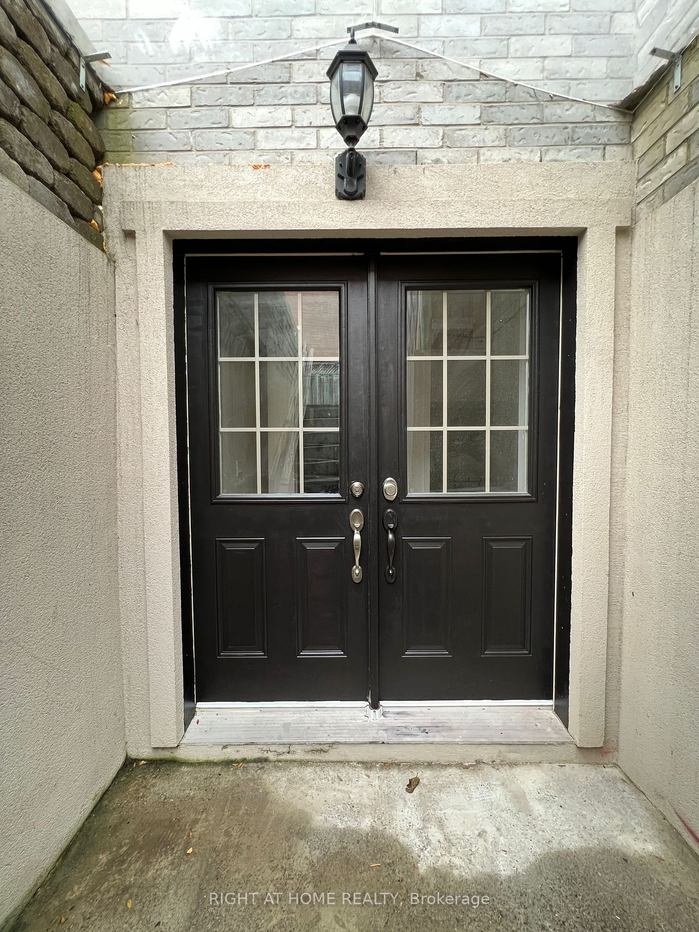 27 Shale Dr Bsmt