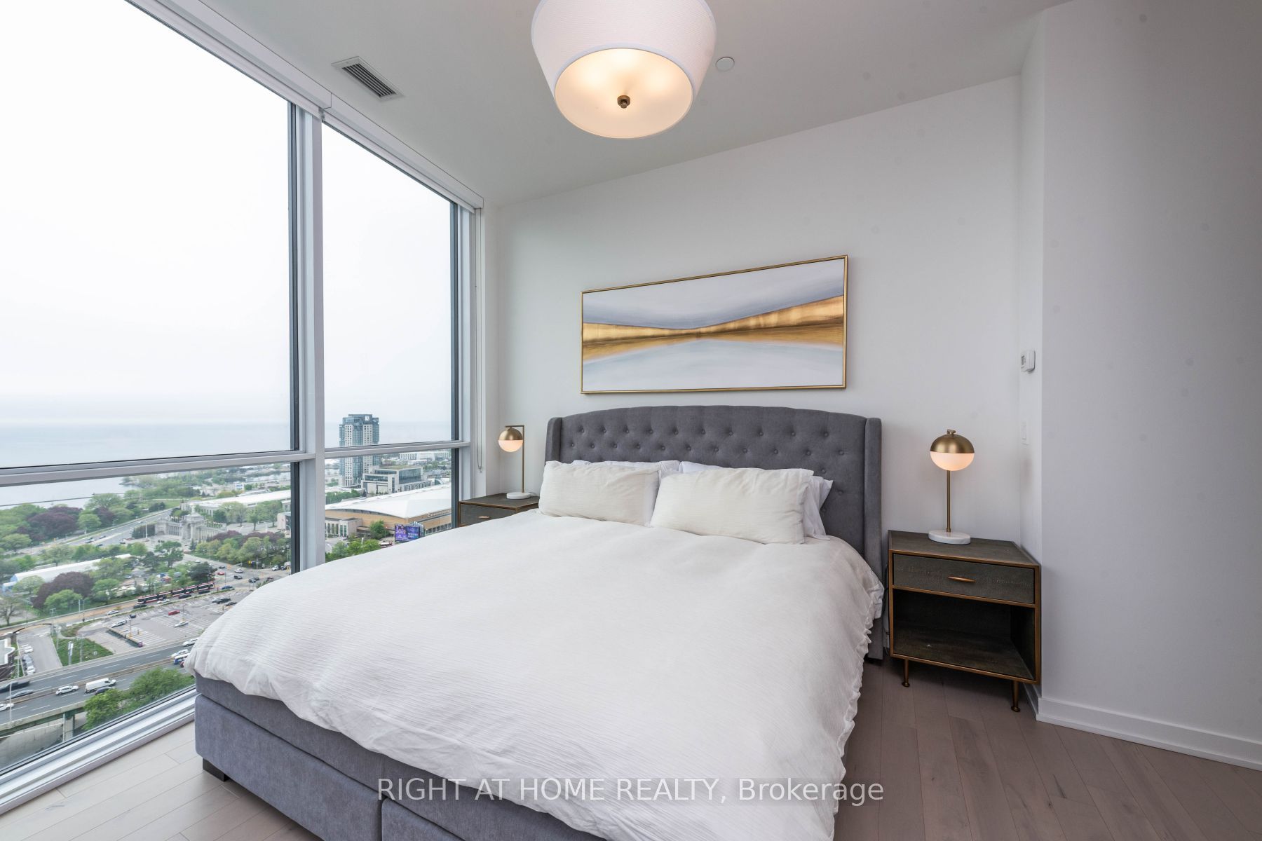 30 Ordnance St Ph2907