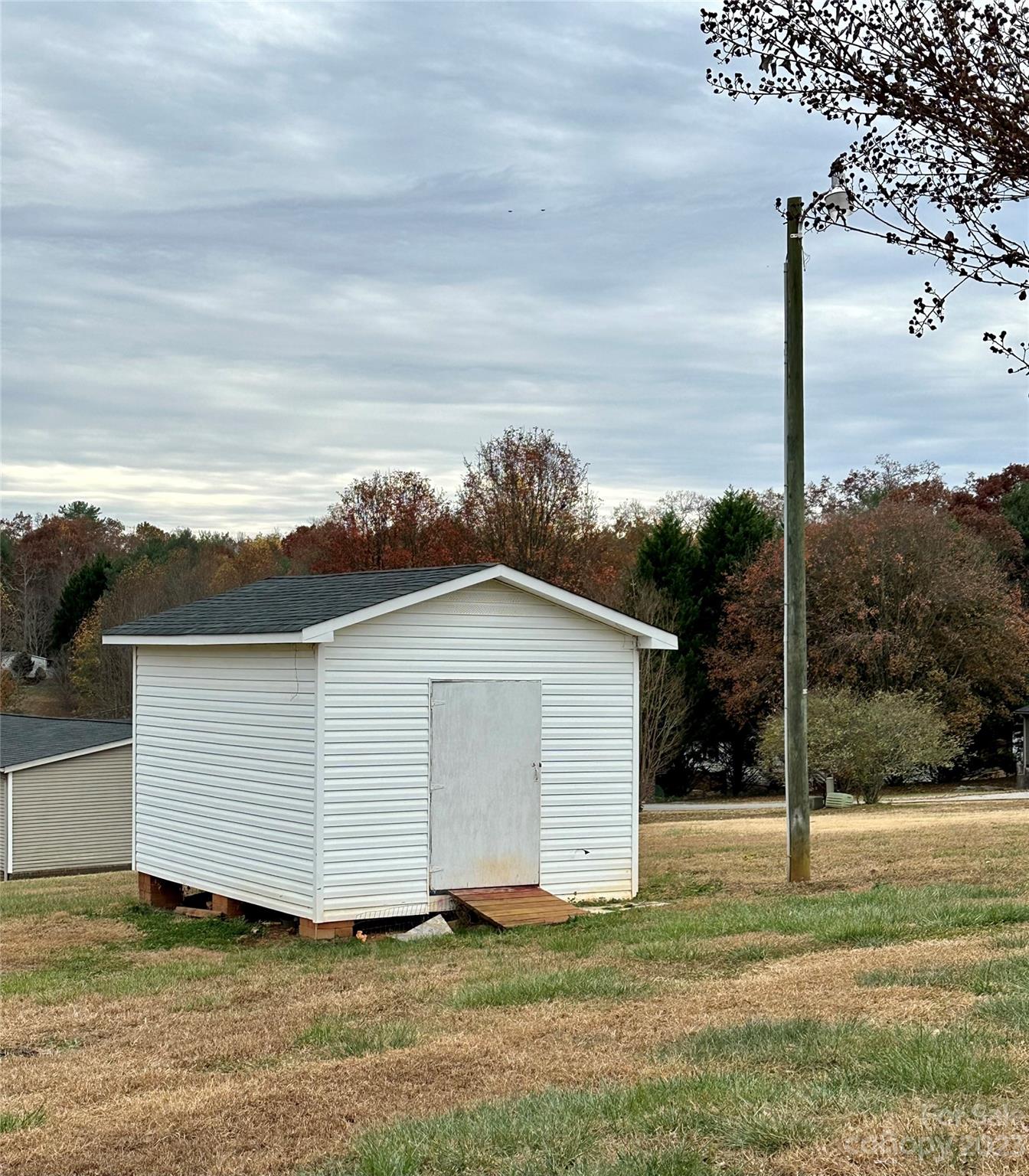 1221 Dudley Shoals Road