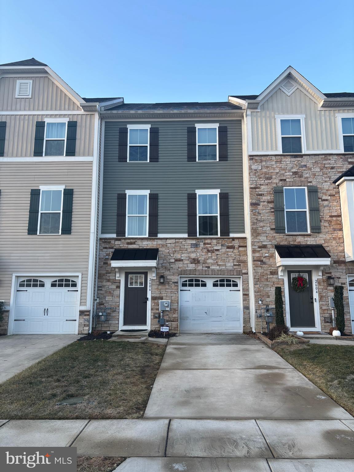 2606 Lamington Court