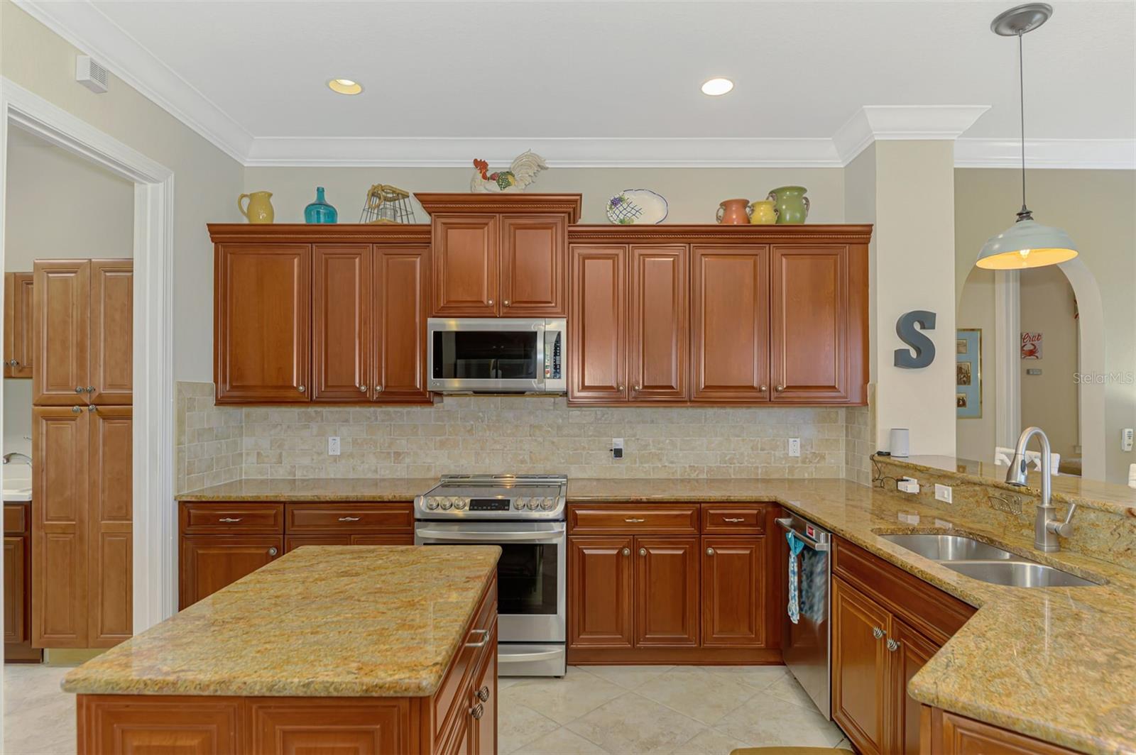 13065 Cedar Creek Drive