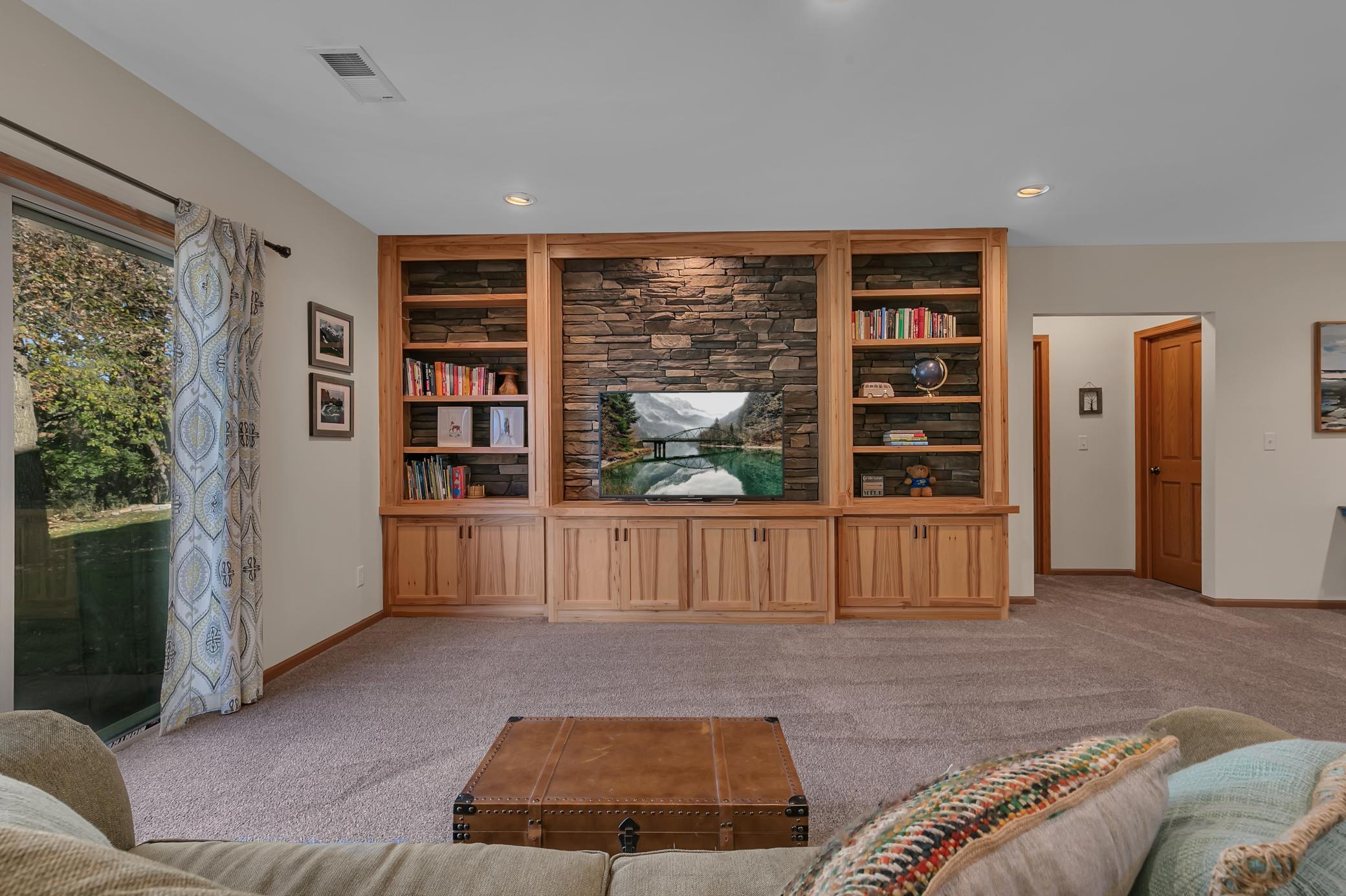 3615 Southridge Court