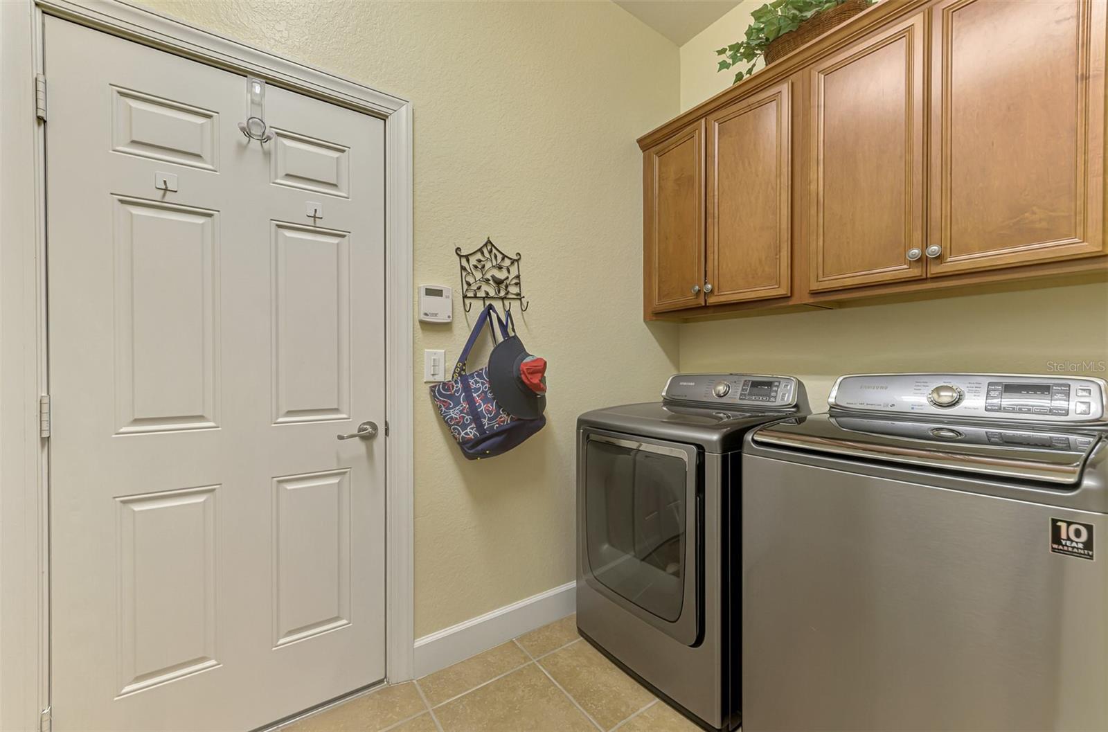 13051 Creekside Lane
