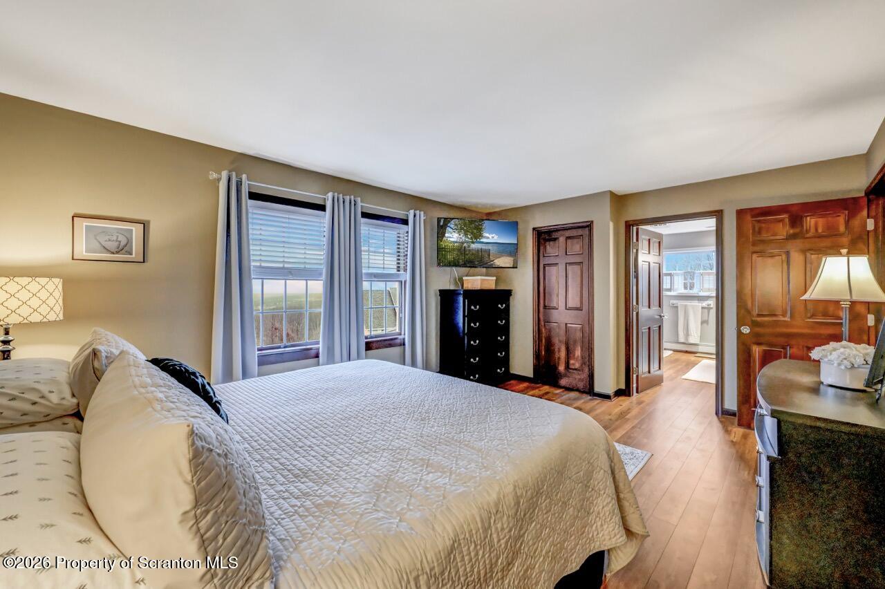 15 Longview Terrace