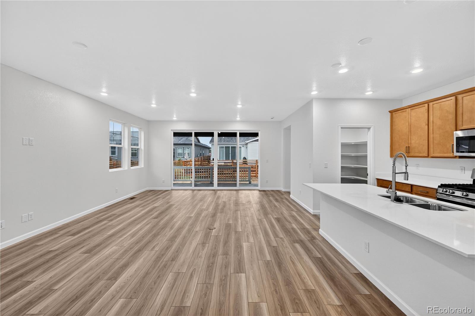 3338 N Duquesne Way