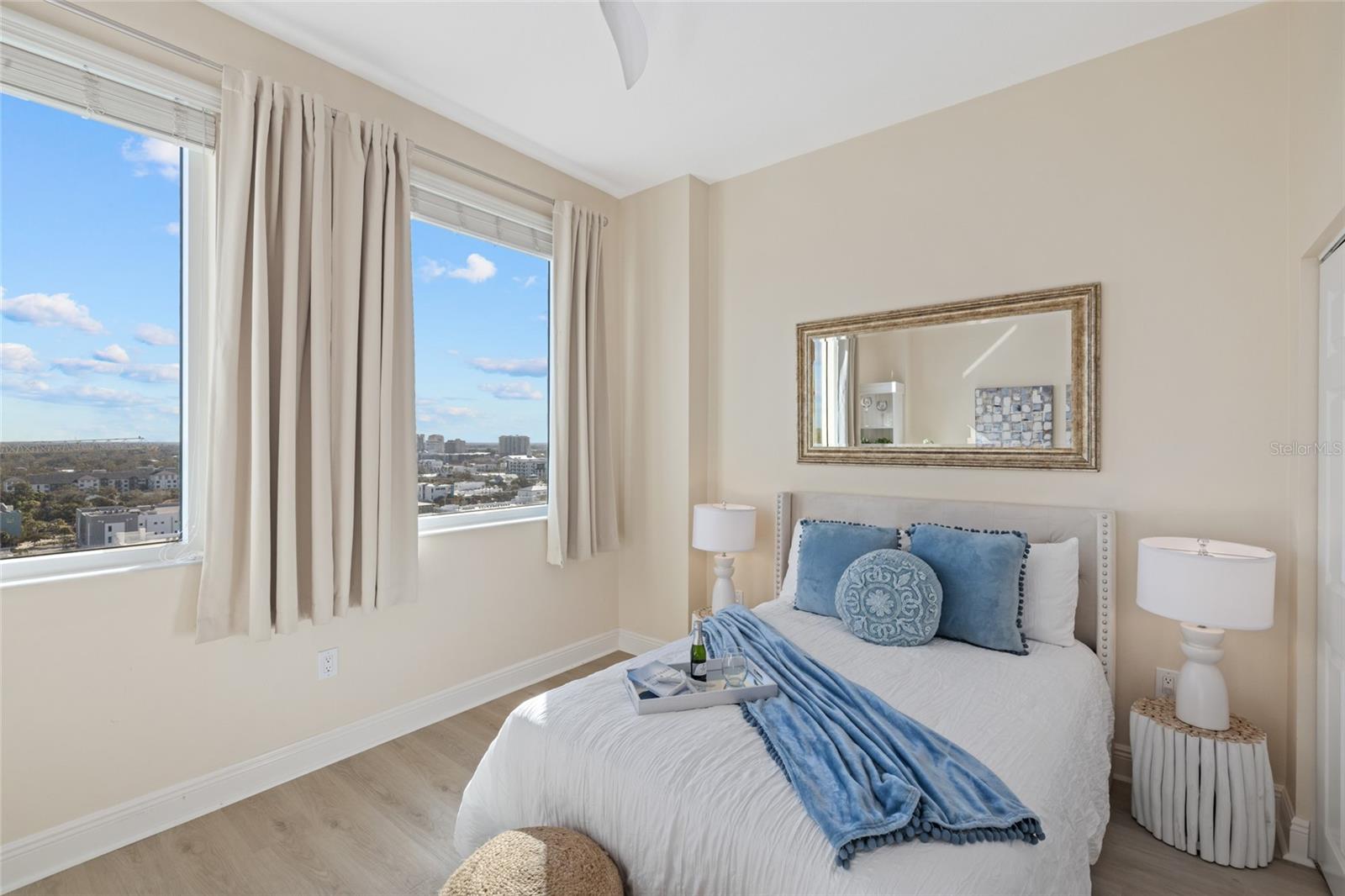 800 N Tamiami Trail 1512