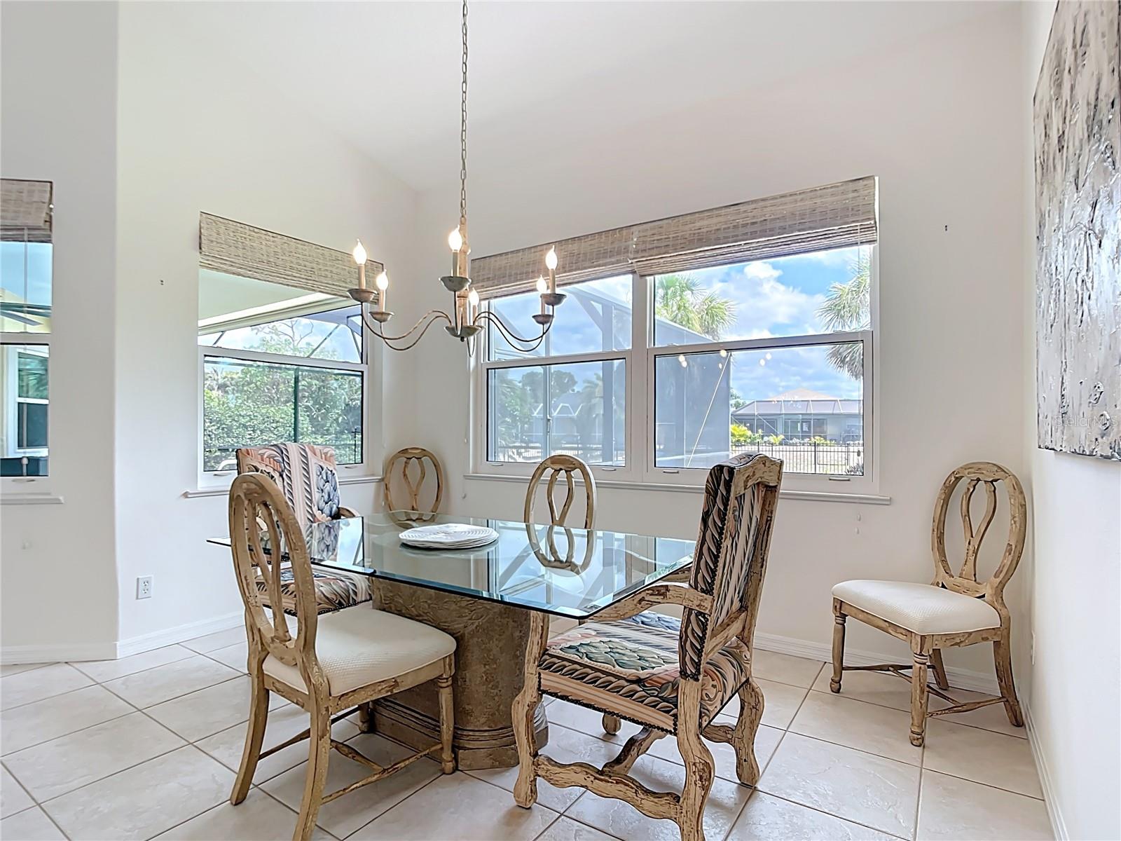 613 Boundary Boulevard