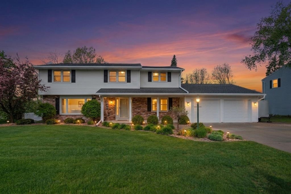 490 Tyrolian Drive