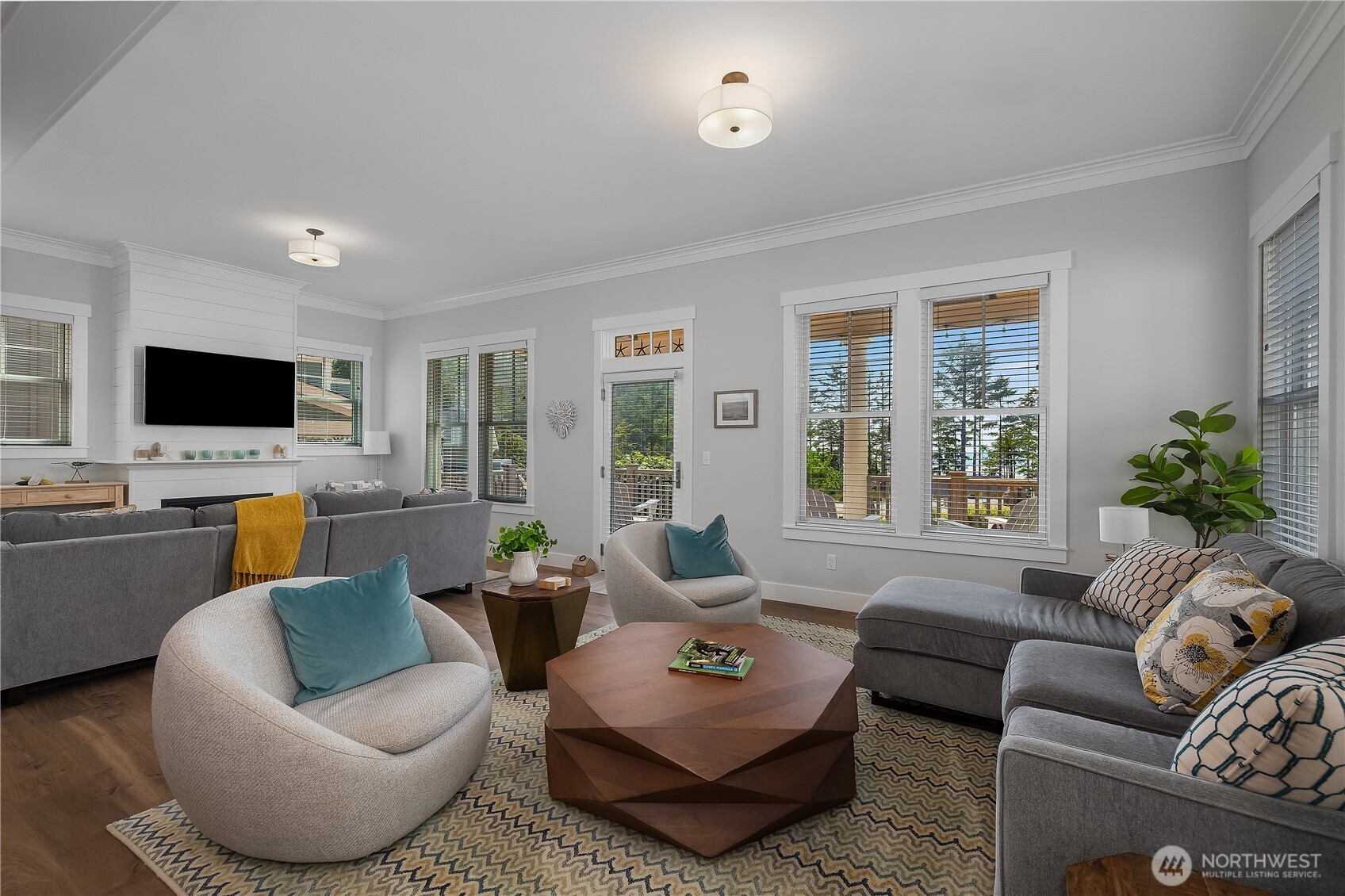 18 Hidden Cove Loop