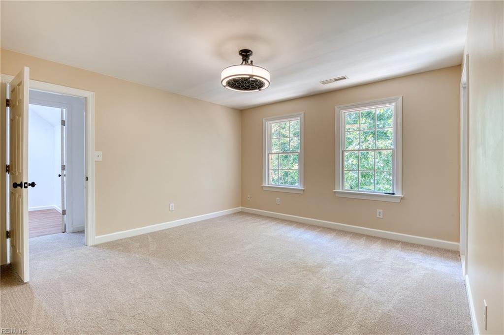 4904 Whitehaven Circle