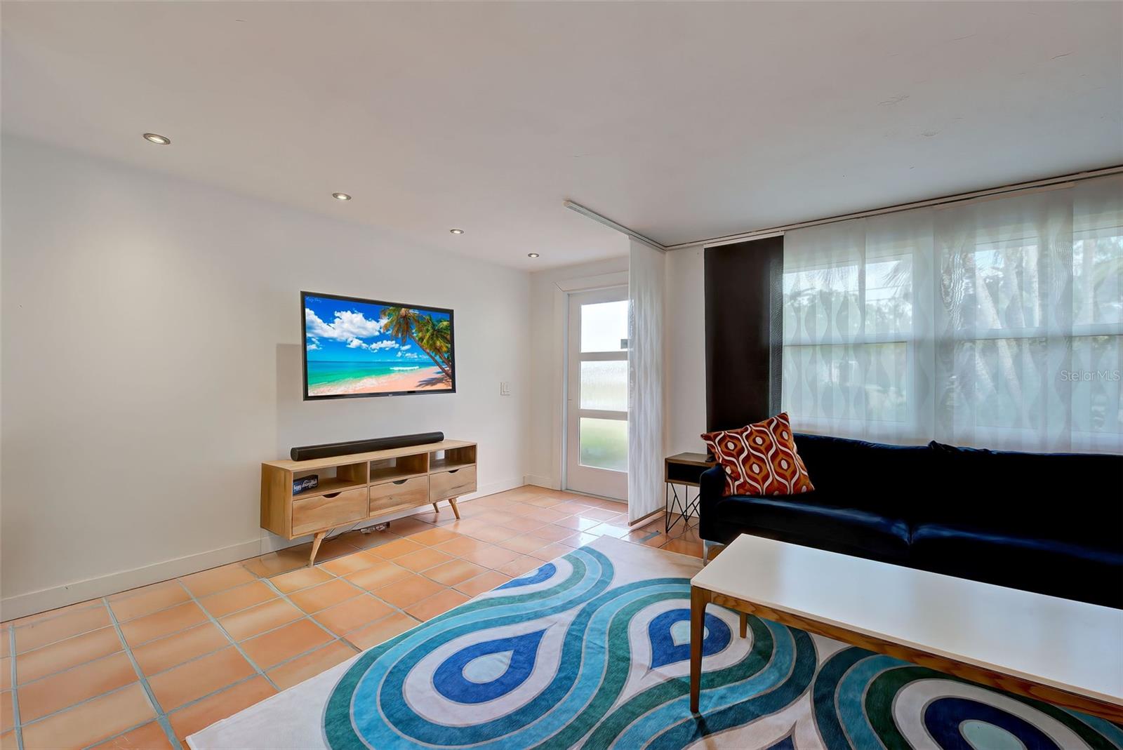 315 Palmetto Road W