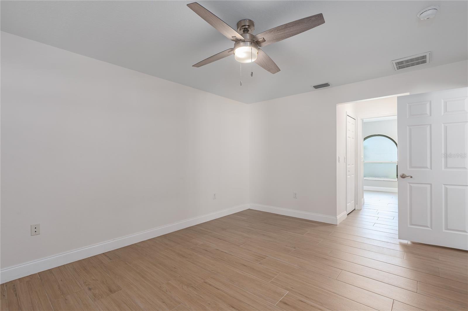 9206 31st Street Court E