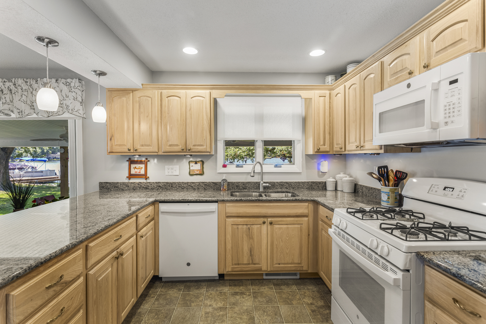 525 Sunrise Drive