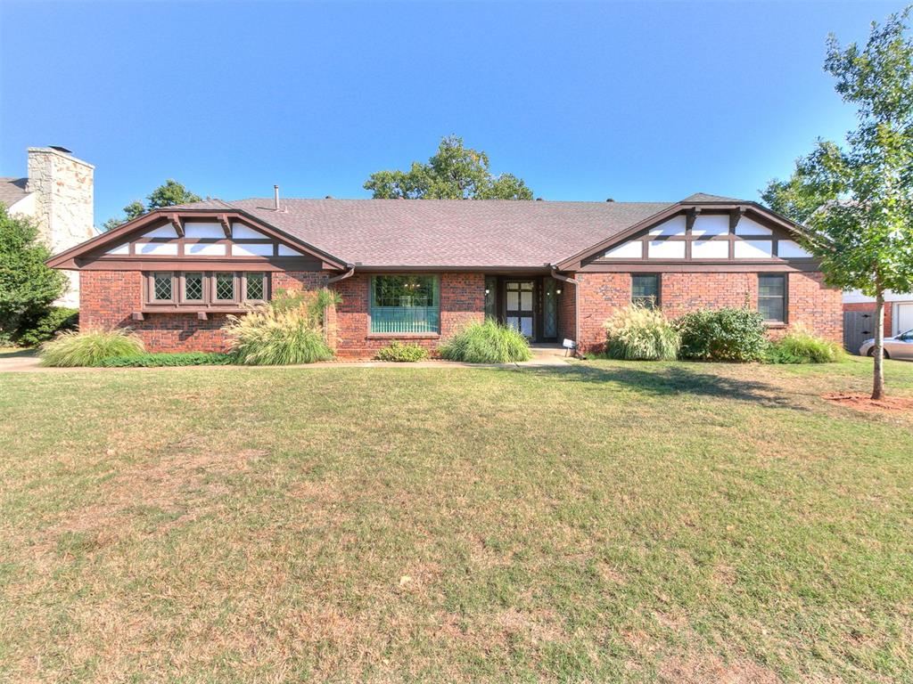 Discover charm and history in this beautiful vintage home located in a prestigious, well-established neighborhood. With timeless architectural details and classic craftsmanship, this residence offers a warm and welcoming atmosphere. Features include a spacious layout, elegant moldings, and original red brick floors that tell stories of bygone eras. The inviting front porch and well maintained back yard provide the perfect setting for relaxing evenings. This sophisticated home perfectly blends historic character with affordability, making it a truly special place to call home.