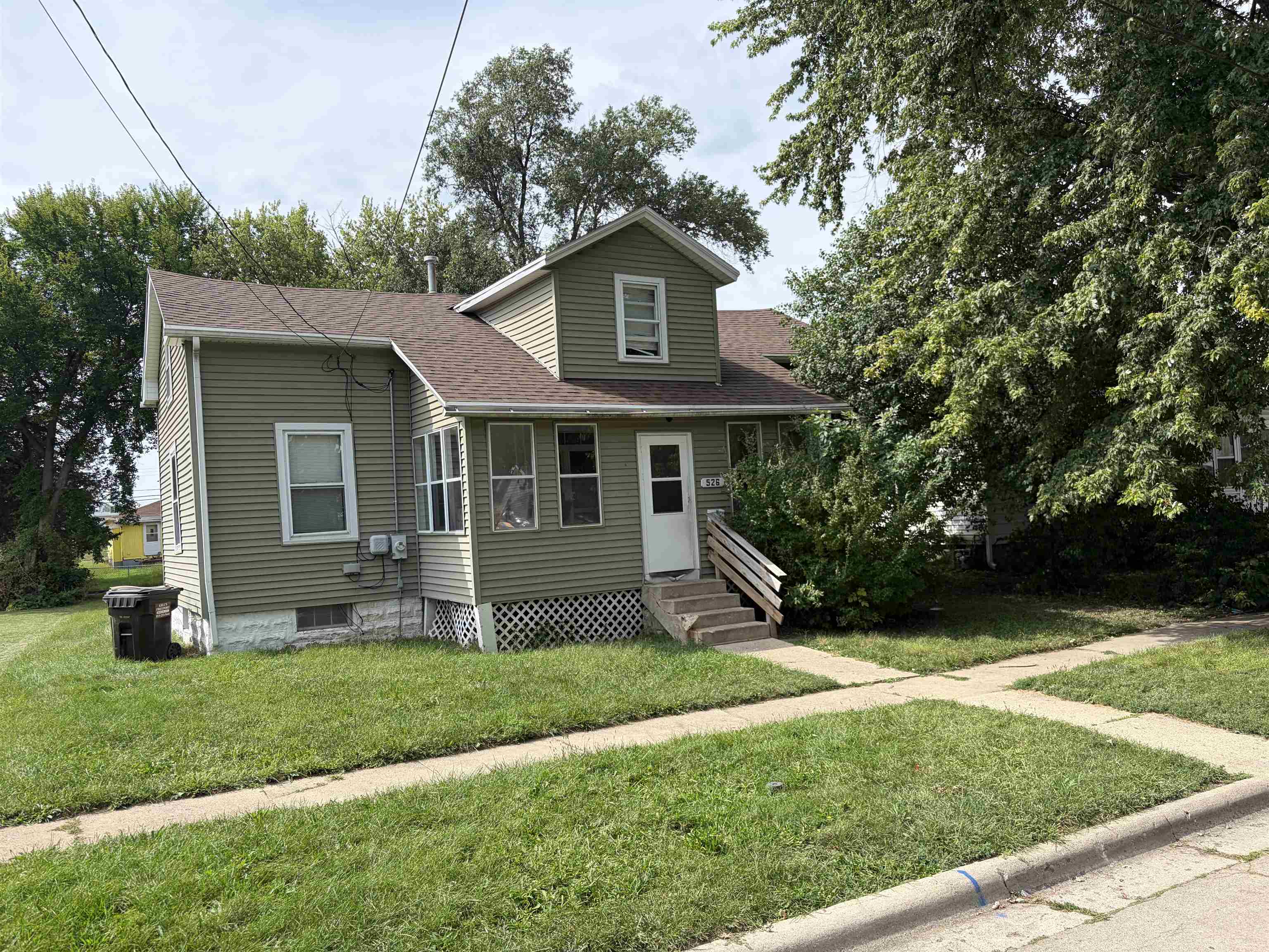 526 N Hunt Avenue