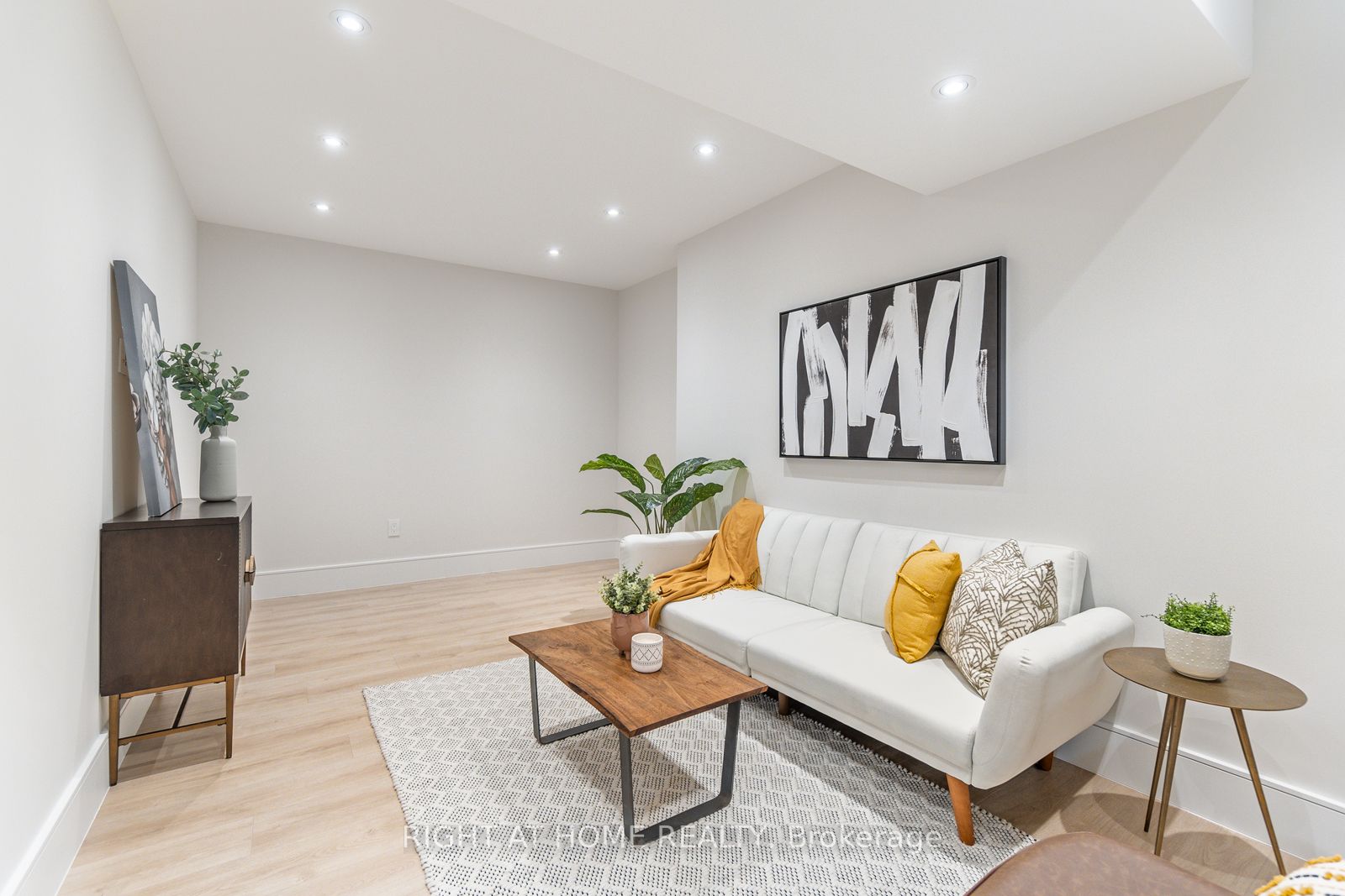111 Malvern Ave
