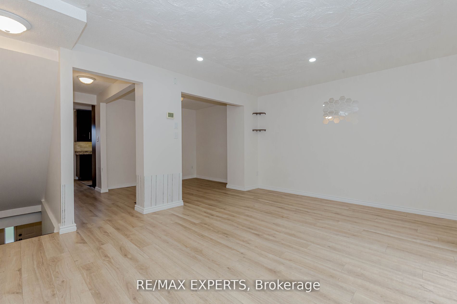 34 Bow Valley Dr 9