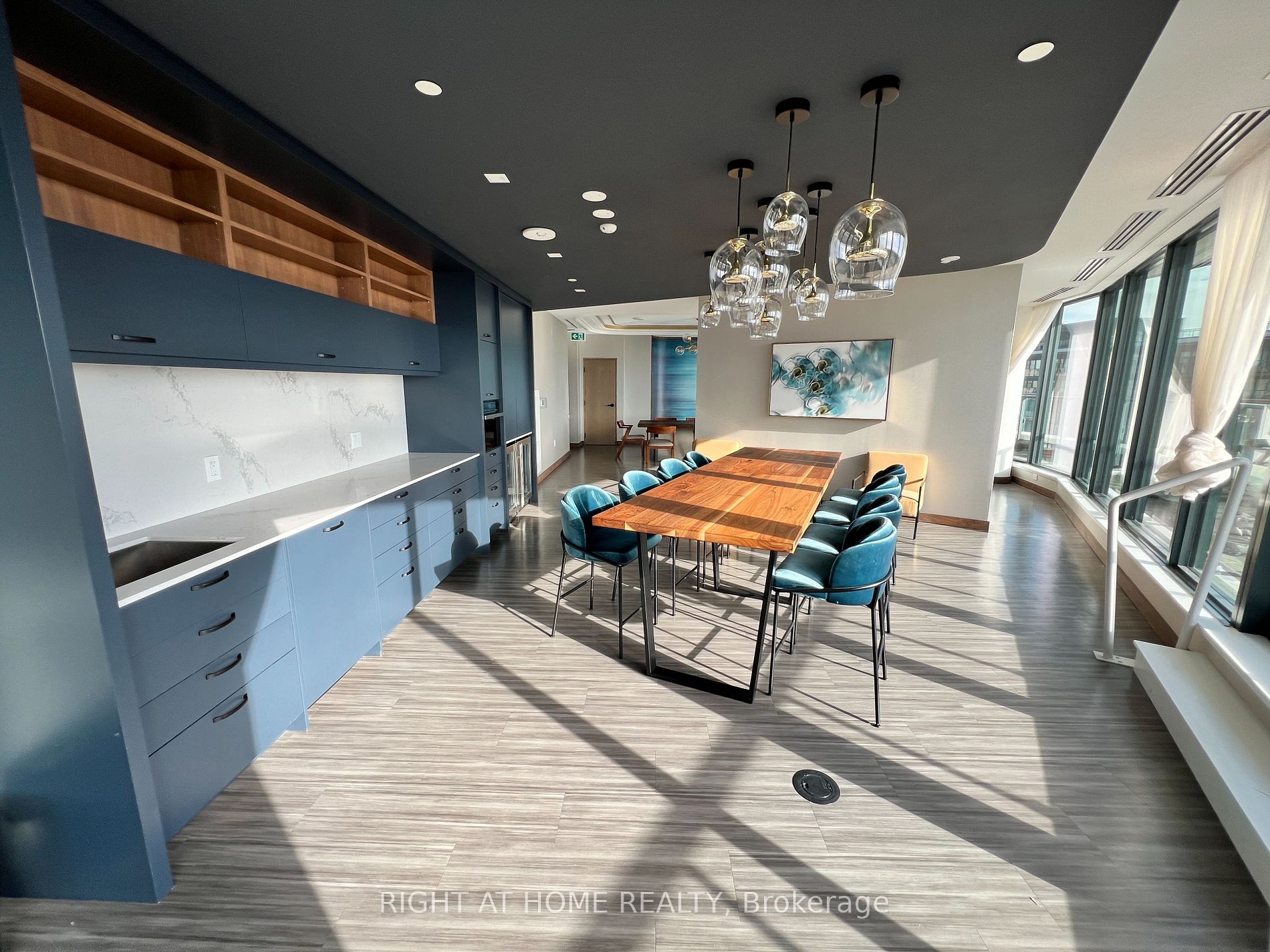 120 Eagle Rock Way 801