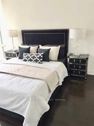 8 The Esplanade N/A 4305