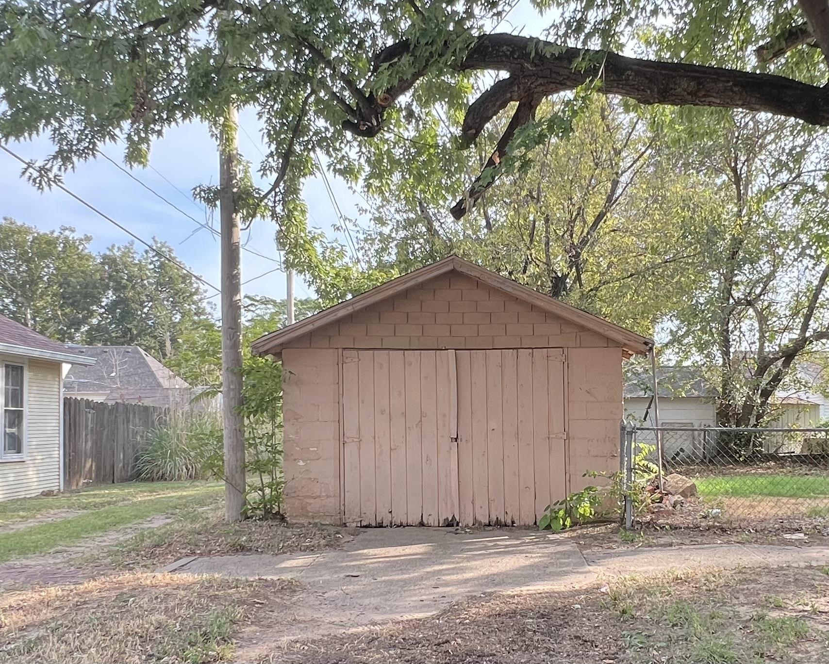328 N 5th