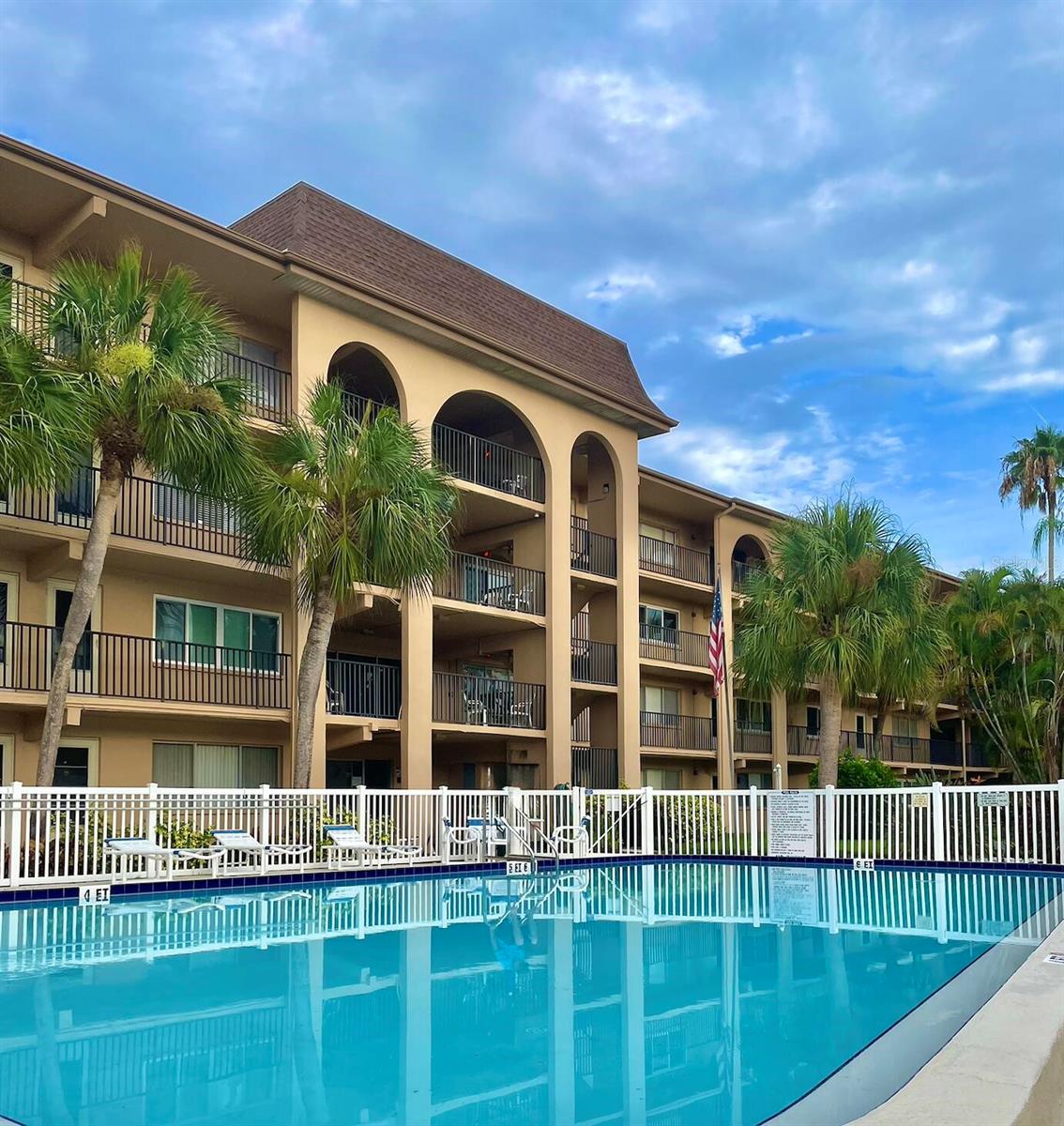 Bright corner-unit condo in the heart of Belleair Bluffs, one of the area’s most desirable coastal communities known for its walkability, charm, and relaxed beach-town lifestyle. Just minutes from the Gulf beaches, Belleair Causeway, waterfront parks, local restaurants, coffee shops, boutique shopping, and Publix — everything you need is right nearby.Filled with natural light, this condo has an open living and dining layout, spacious bedroom, pool access, and a peaceful community atmosphere. Enjoy morning walks to coffee shops, sunset trips to the beach, nearby waterfront dining, and the convenience of living in a quiet, established neighborhood close to everything.One of the lowest HOA fees in the area makes this an exceptional opportunity for affordable coastal living.Perfect as a full-time residence, seasonal getaway, or investment opportunity.Features:Bright corner unit with abundant natural lightOne of the lowest HOA fees in the areaPool accessQuiet communityHighly walkable locationMinutes to beaches, dining, shopping, and waterfront parksassigned parkingBuyer’s agents welcome.